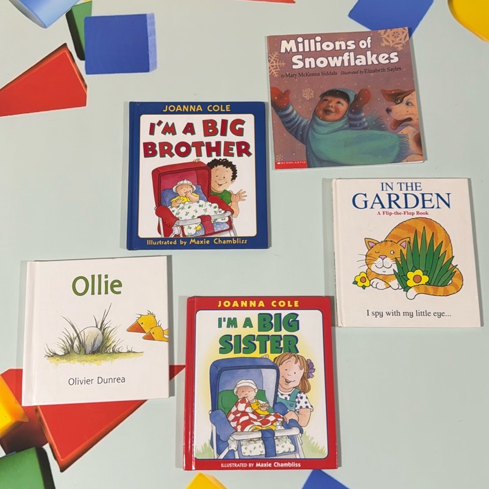 Scholastic & Assorted 5 Book Bundle